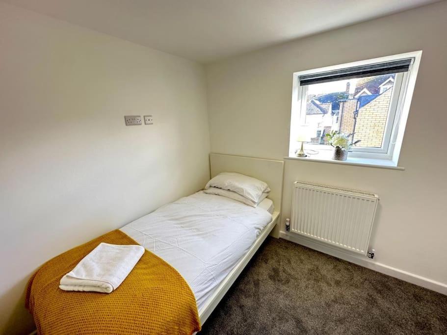 Charming New 2Br Detached House-Central Headington- Wi-Fi, Netflix, Top Location Oksford Zewnętrze zdjęcie
