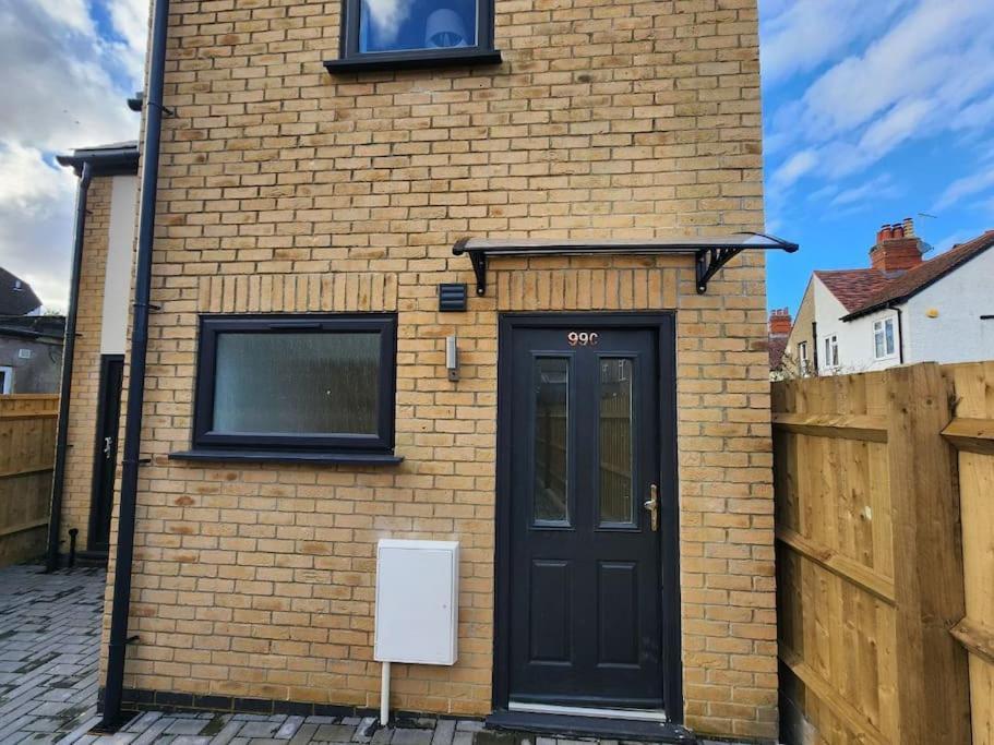 Charming New 2Br Detached House-Central Headington- Wi-Fi, Netflix, Top Location Oksford Zewnętrze zdjęcie
